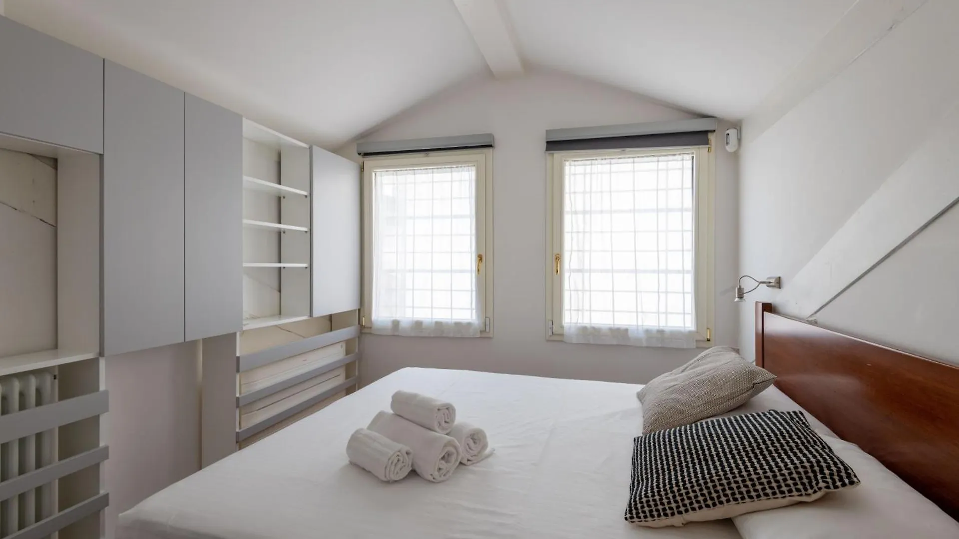 Milano Apartments S Agostino - Porta Genova