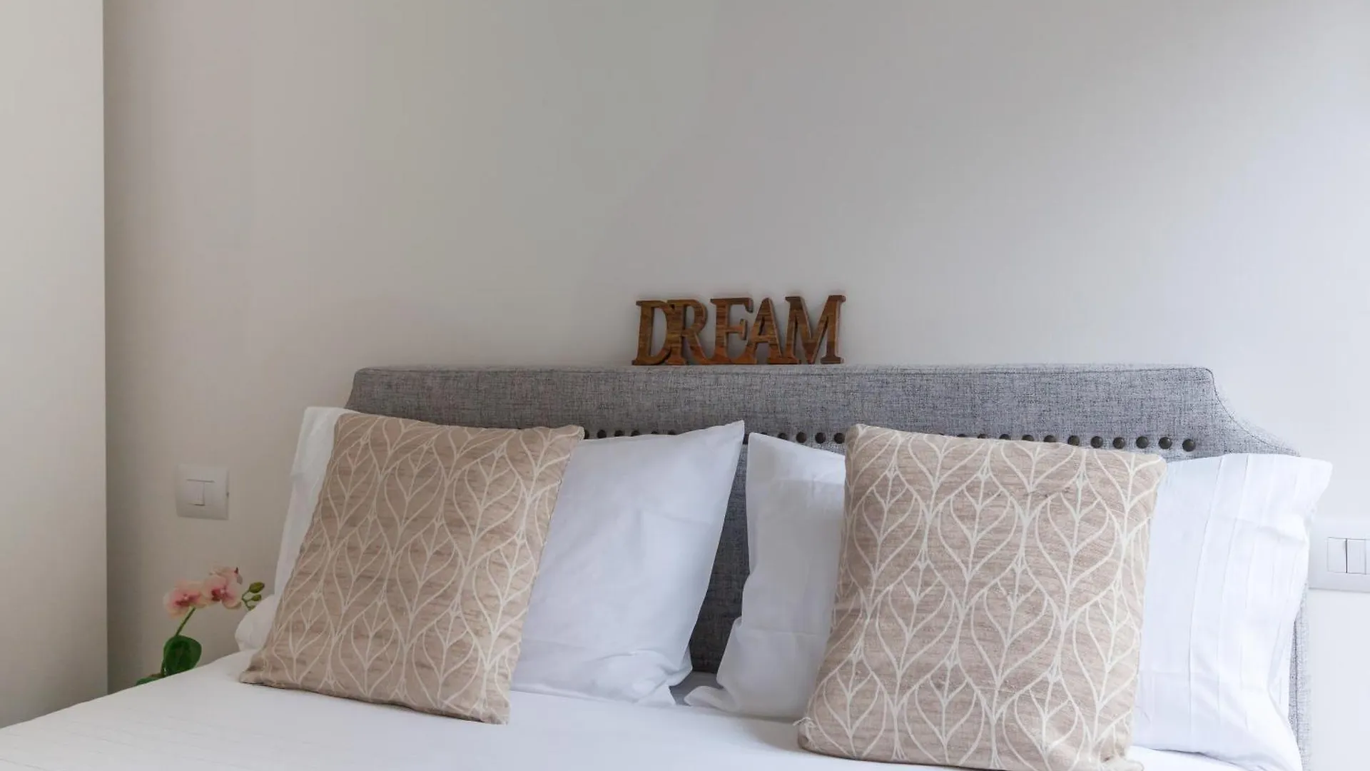 Milano Apartments S Agostino - Porta Genova Milan