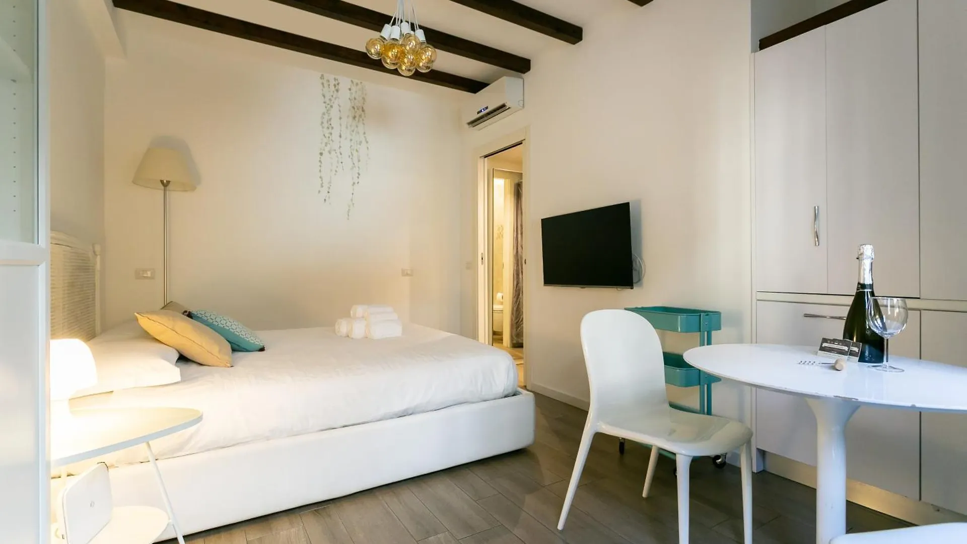 Milano Apartments S Agostino - Porta Genova