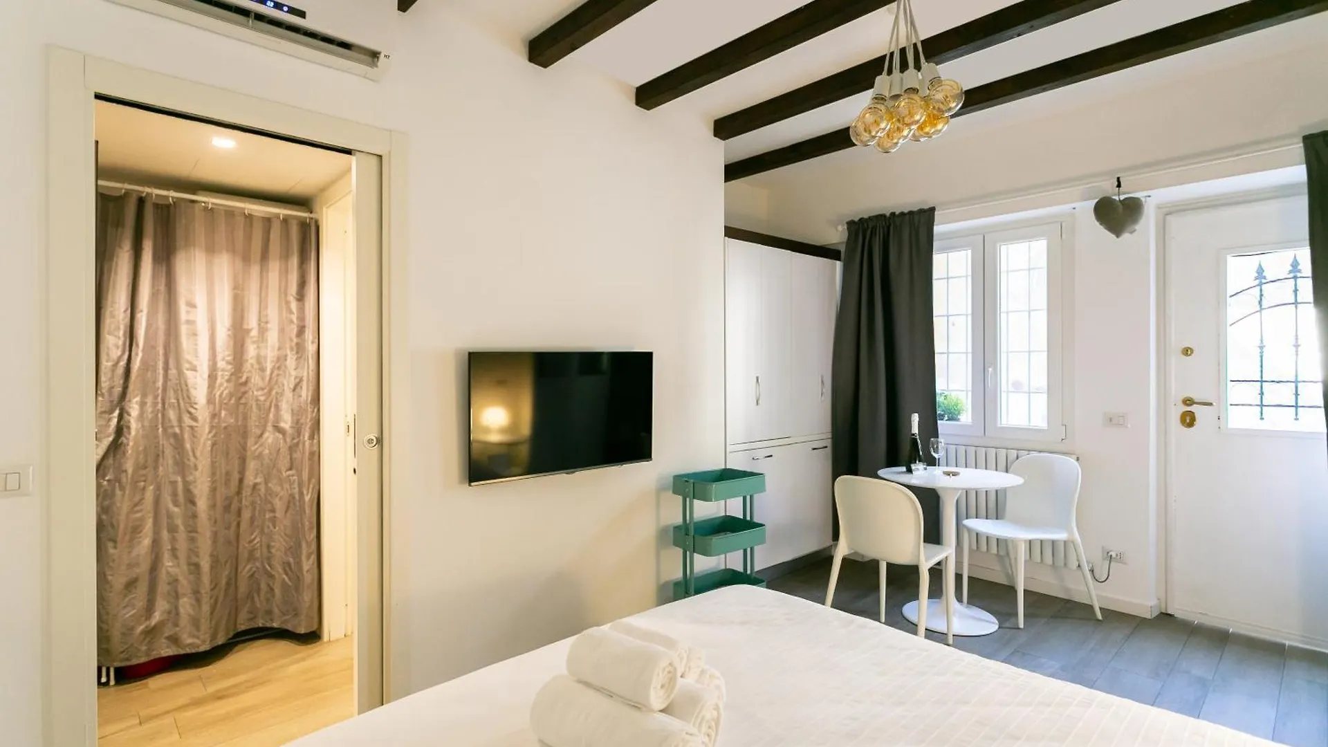 Milano Apartments S Agostino - Porta Genova